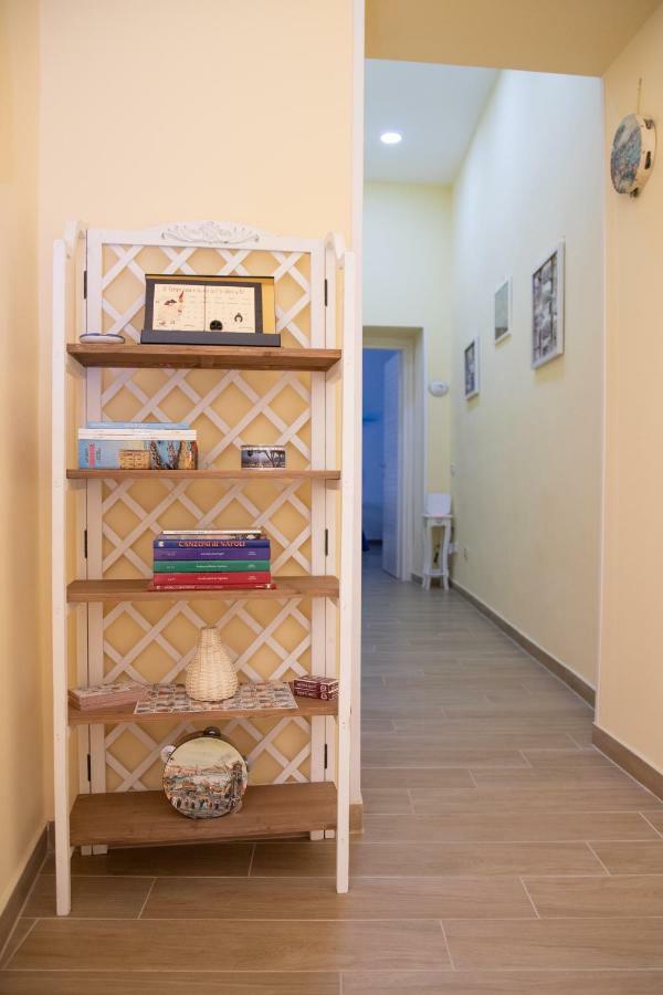 Solemare Musica & Poesia Apartment เนเปิลส์ ภายนอก รูปภาพ