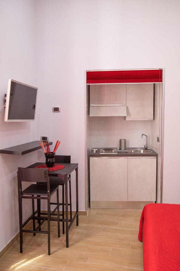 Solemare Musica & Poesia Apartment เนเปิลส์ ภายนอก รูปภาพ